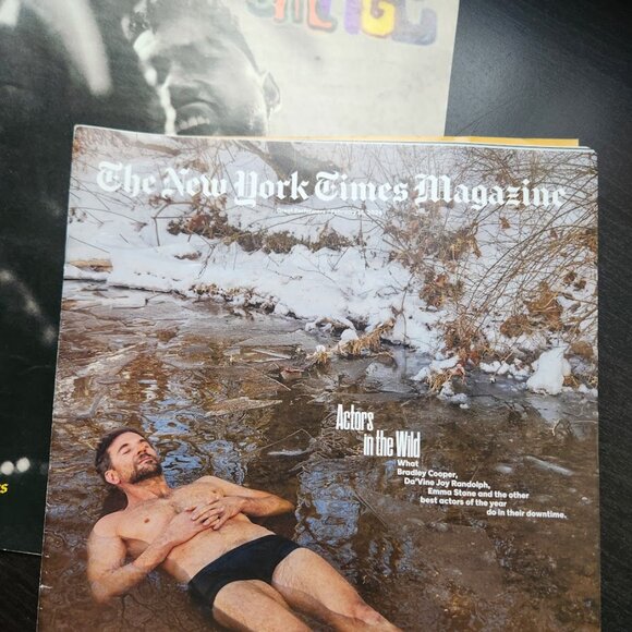 The New York Times Magazine Bundle Lot 9 Magazines RANDOM DATES Reading bundle - Picture 9 of 13